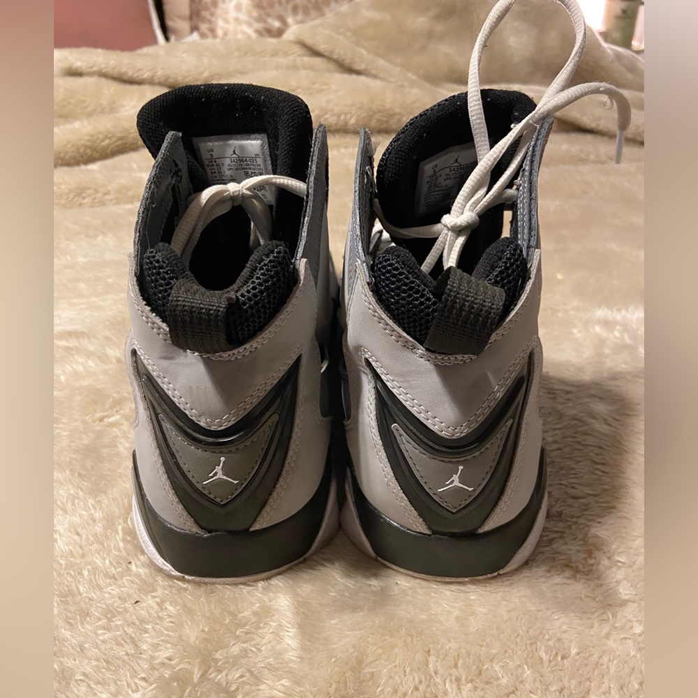 Men’s Jordan 7 - Picture 6 of 7